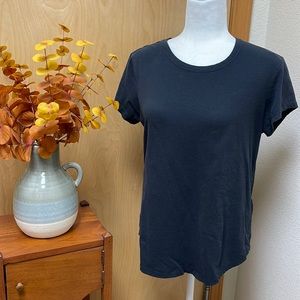 Abercrombie Knotted Crew Tee